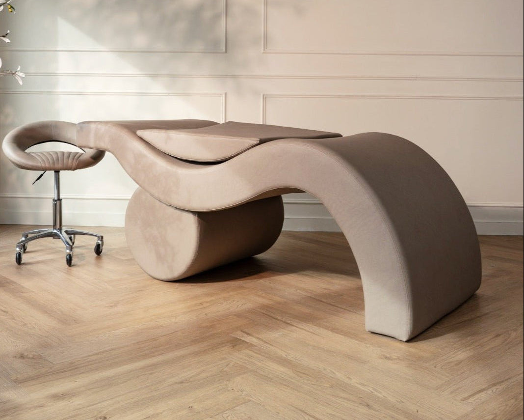 Curve Adjust Conversion Pillow - Plush + Oak (start)