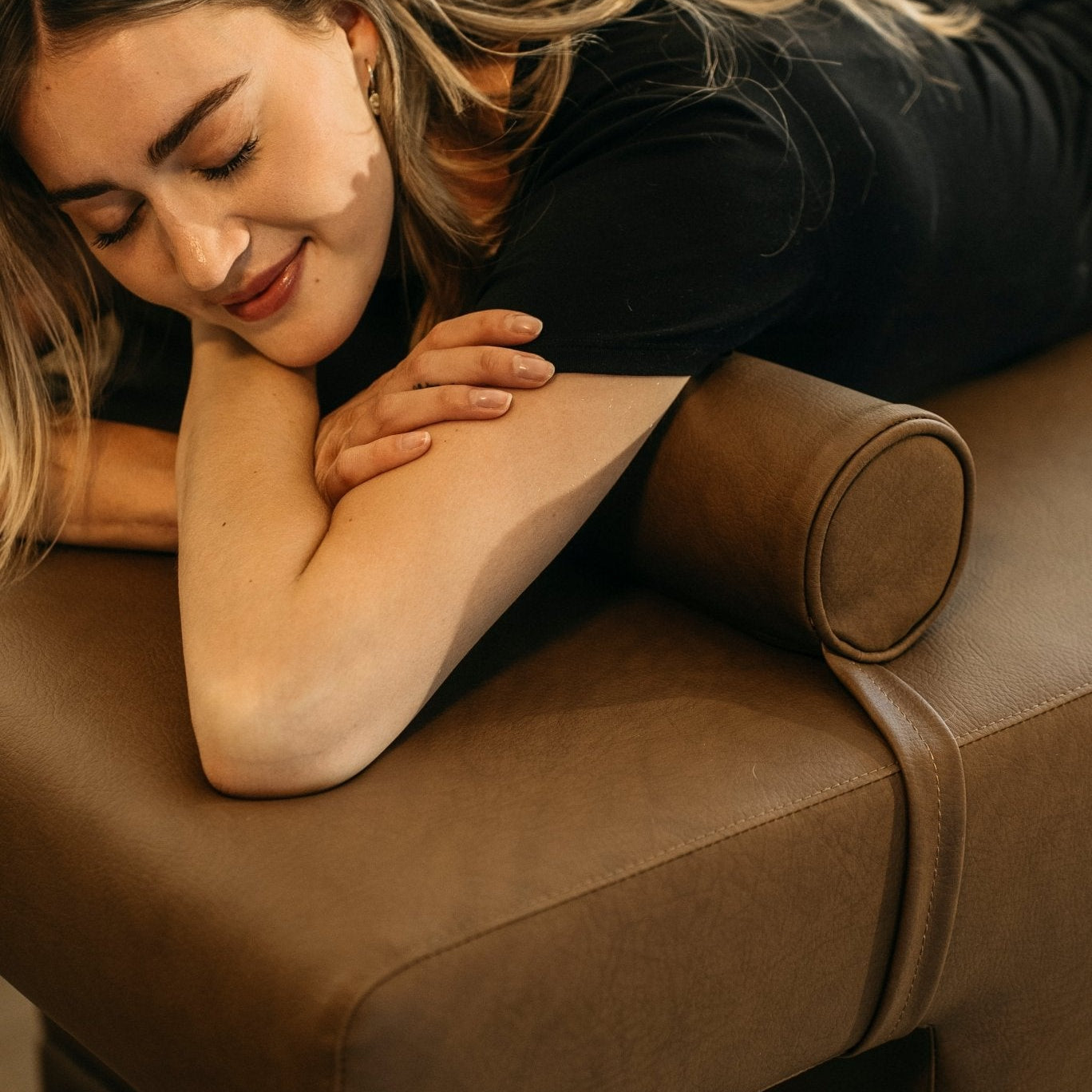 (start), Charlie Flat — Lash Bed by Plush + Oak