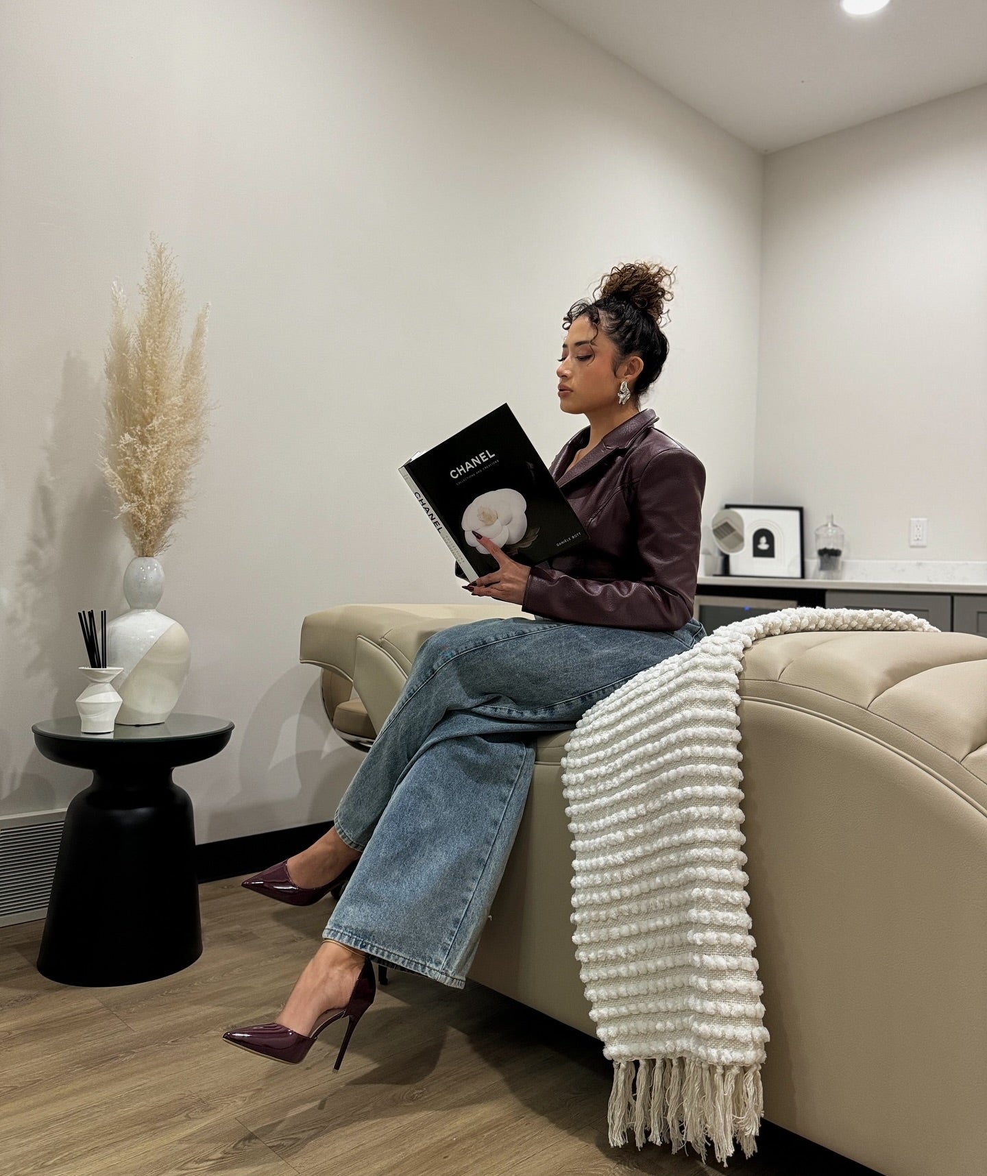 Edda Cloud — Lash Bed by Plush + Oak, #color_sand