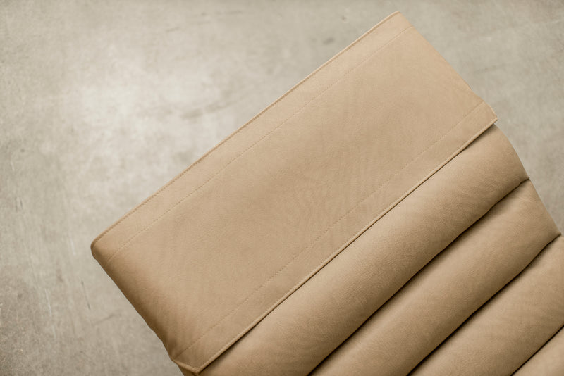 Edda Headrest Protection Wrap