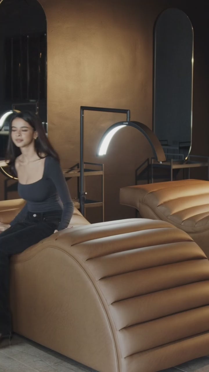 Load video: &lt;p&gt;Boost clients closer to you, or give them additional leg loft with the Curve Adjust Bolster.&lt;/p&gt;